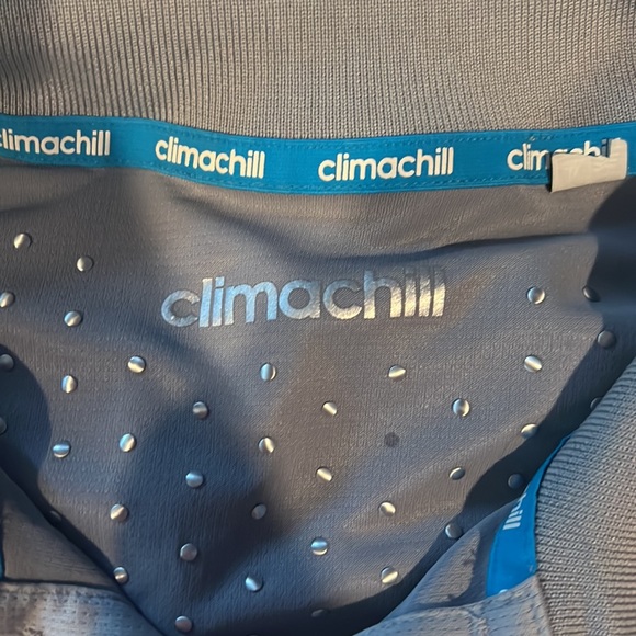 XXL ADIDAS CLIMA CHILL GREY GOLF SHIRT. - Picture 2 of 5